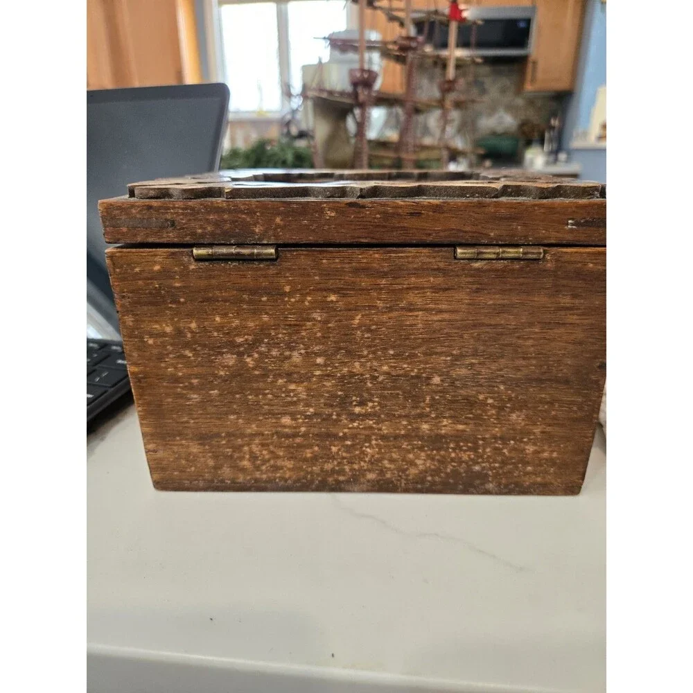 Vtg hand-carved wooden box - Keepsakes, Memories, Recipes Jewelry Trinket Box